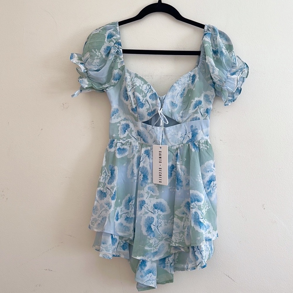Hello Molly | Blue Puff Sleeve Romper - Picture 5 of 9